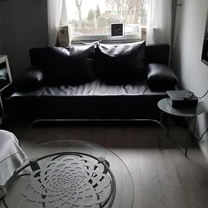 Apartament Mirror 